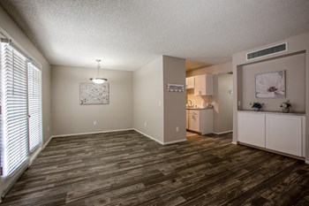 Living room at Toscana Cove Apartments in Tucson AZ May 2020